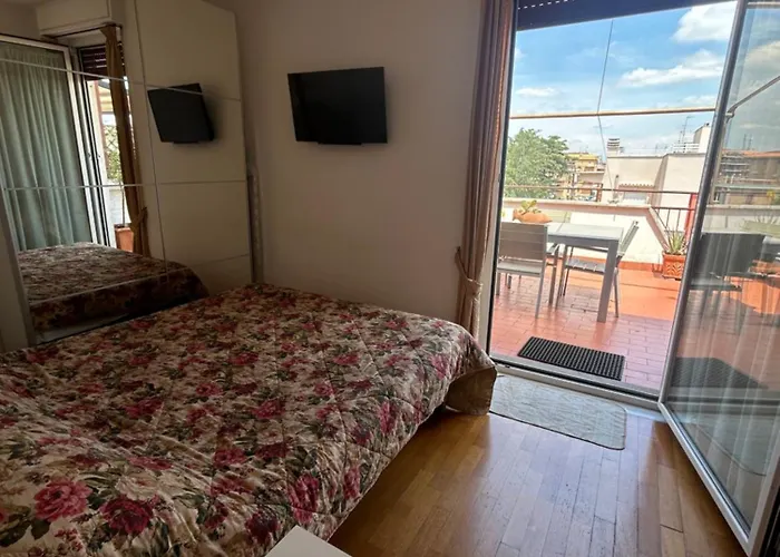 Con Terrazza Vicino Gemelli E Vaticano Rome